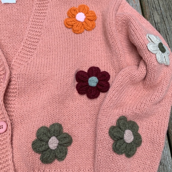 Reduced‼️50% off 🆕 Luna Ivy Flower Chunky Cardigan Sweater in Size Medium - Picture 2 of 5